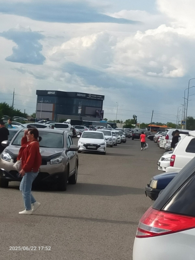 Народный репортер. В районе рынка Шыгыс нужны дорожные знаки
