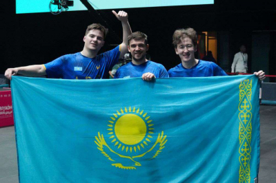 На счету уже 18 медалей!