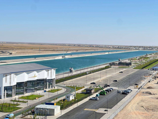 Подтверждая статус центра водных видов спорта