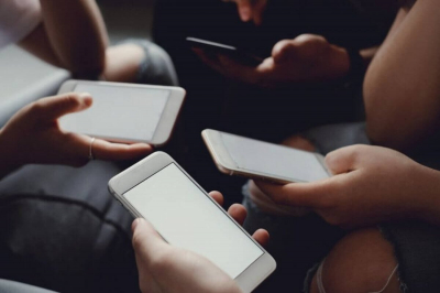 Доступ детей к социальным сетям хотят ограничить по возрасту в Казахстане