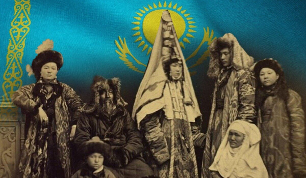 Кочевую культуру оболгали - историк о непризнанном Дне казахской национальной одежды