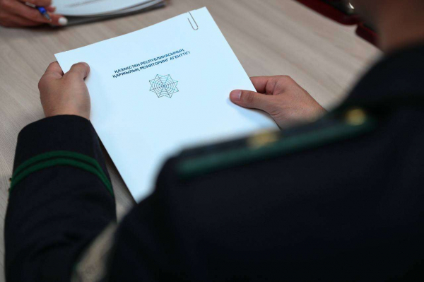 Реализаторов вейпов осудили в Алматы