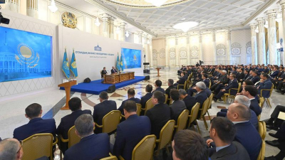 Токаев раскритиковал крупные компании за показуху и опору на импорт