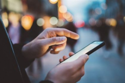 Ұялы байланыс операторларына нашар интернет үшін айыппұл салынды