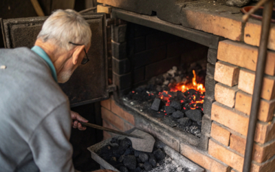 Шубаркольский уголь для сельчан прибыл в Актобе и Кандыагаш