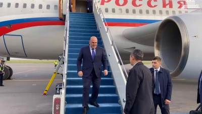 Премьер-министр России Мишустин прилетел в Казахстан