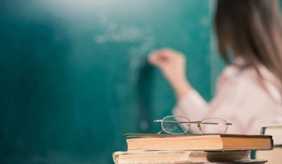 Дату празднования Дня учителя изменили в Казахстане