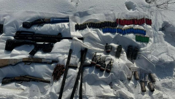 Схрон с автоматами Калашникова и другим похищенным в ходе Қаңтара оружием нашли в Алматы