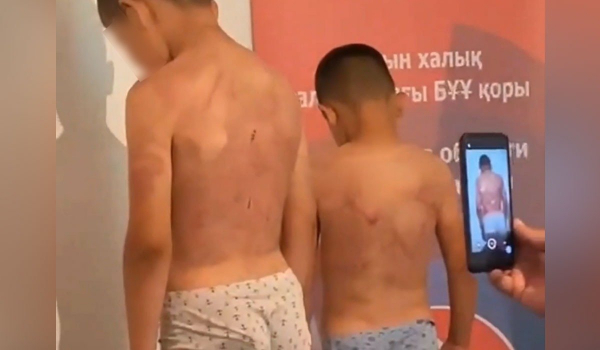 Детей избивали в медресе Шымкента: видео появилось в Сети