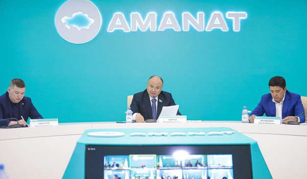 Air Astana не соответствует статусу национального перевозчика – Ерлан Саиров