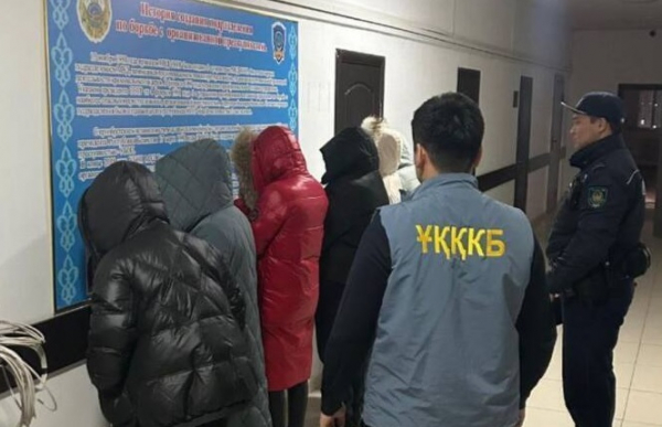 Около 60 девушек из сферы интимных услуг выявили полицейские в Актобе