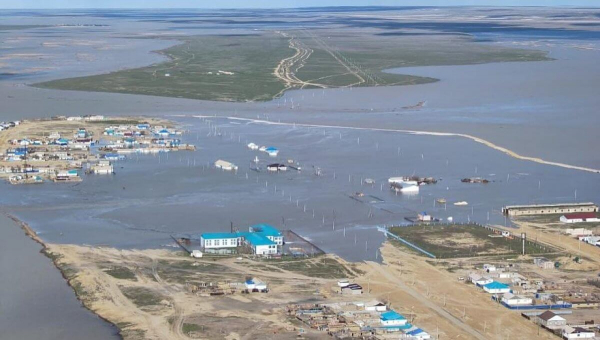 Разрыв защитной дамбы произошел в Актюбинской области