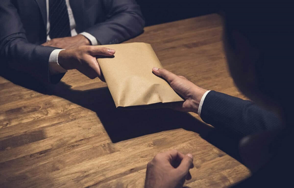 Глав нескольких филиалов АО "Продкорпорация" задержал Антикор