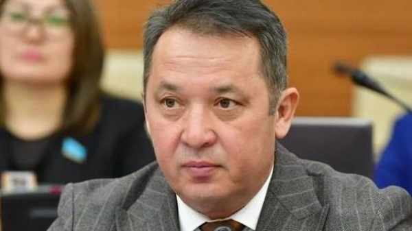 Депутат Мажилиса потребовал снизить базовую ставку Нацбанка